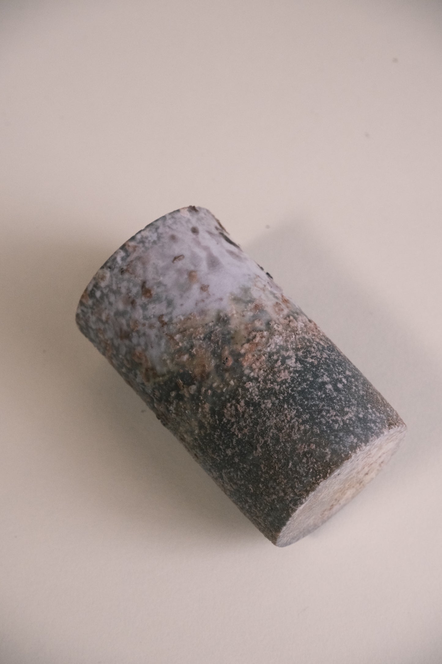 白磁窯変筒
