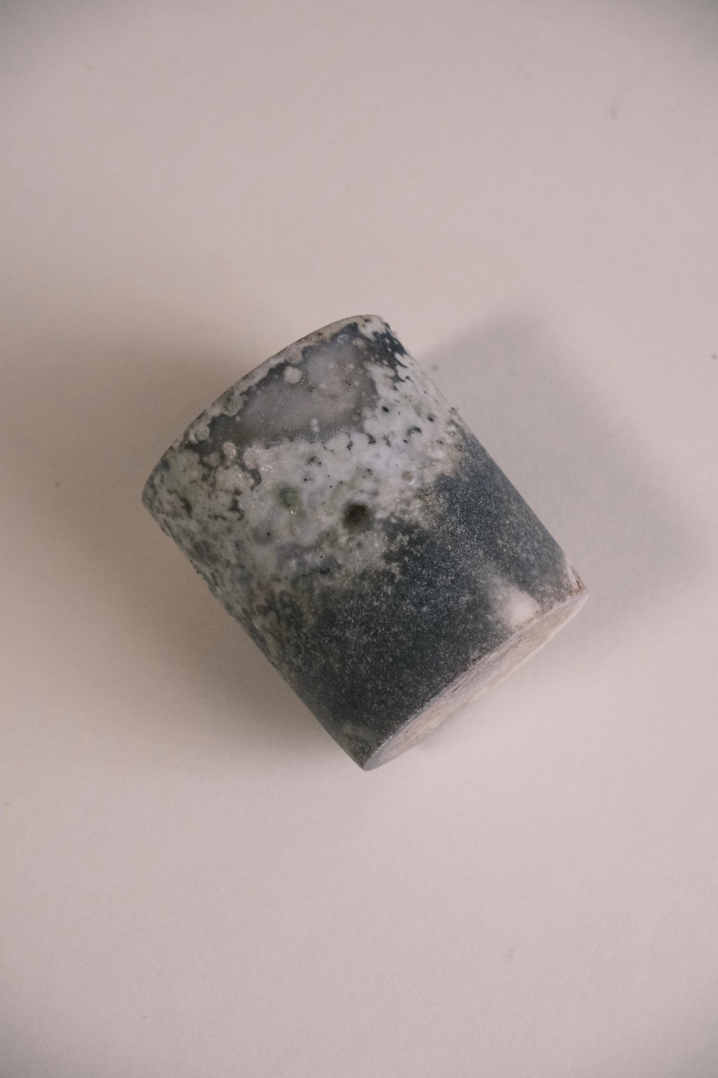 白磁窯変筒